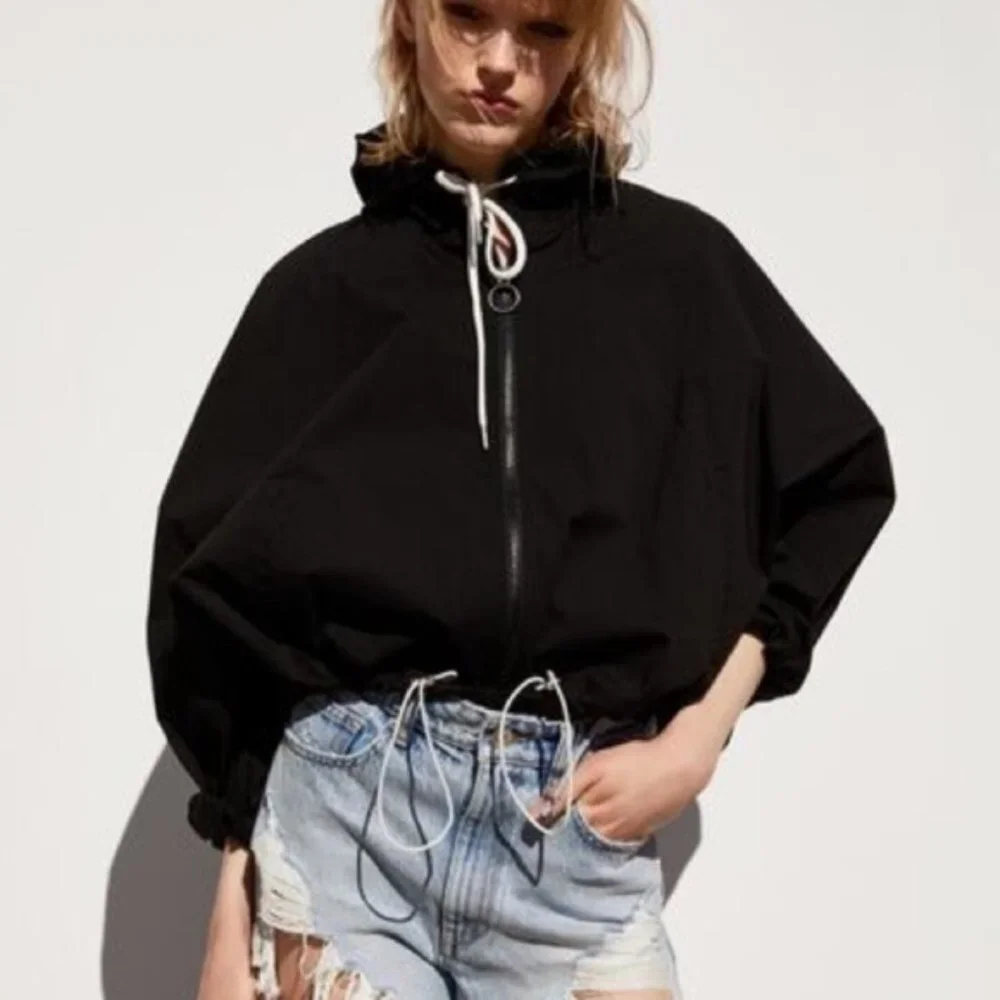 NWOT Zara Star Wars Windbreaker Rain Jacket in Black Size S-M - Picture 2 of 7